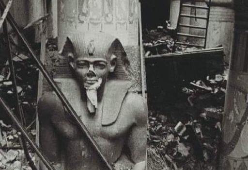 تمثال الملك امنحتب الثاني